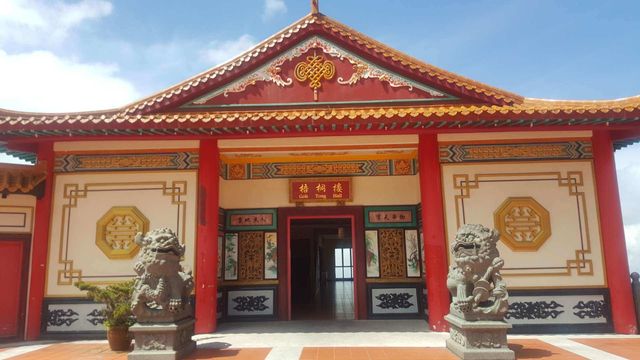 Summer retreat at Yunding Plateau - Qingshuiyan Temple.