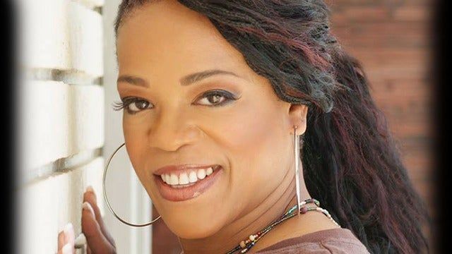 Evelyn Champagne King 2025 (Detroit) | The Aretha Franklin Amphitheatre
