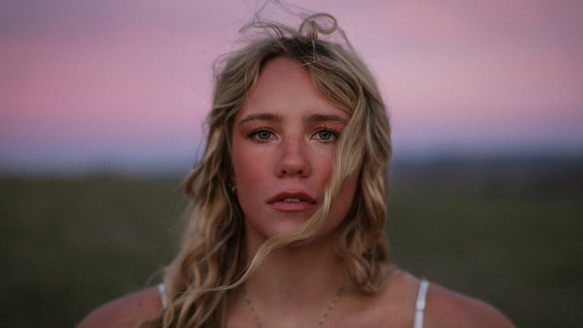 Avery Anna (Atlanta) | Buckhead Theatre