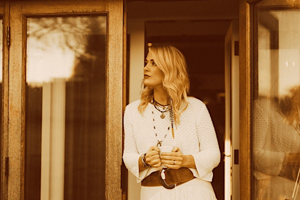 Elles Bailey Live at The Bowes Museum | The Bowes Museum