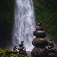 air terjun rainbow valley