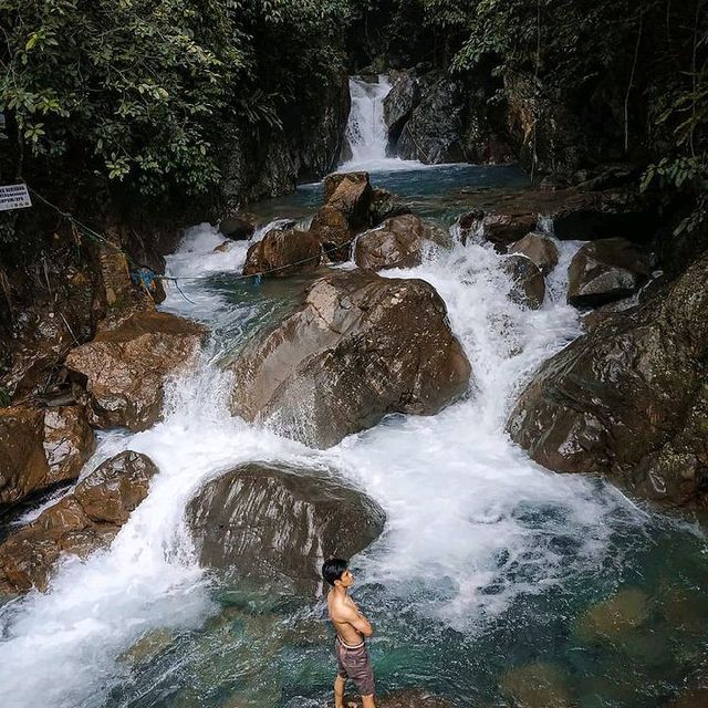 CURUG LEUWI HEJO, WEST JAVA