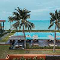 Hansar Samui Resort ที่พักทำเลดีติดทะเล 