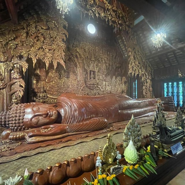 วัดหลวงขุนวิน วัดซ่อนตัวอยู่ในป่า