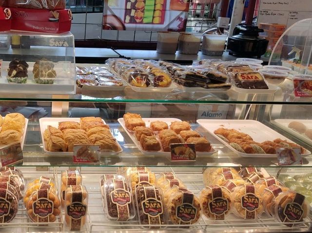 Favourite Cake Shop is Sara