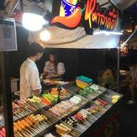 ลานหน้าห้าง เดอะสตรีท รัชดา