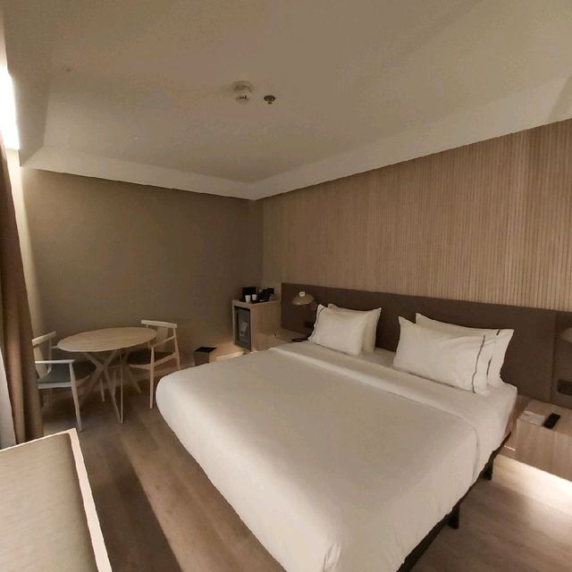 Modern, comfortable stay 