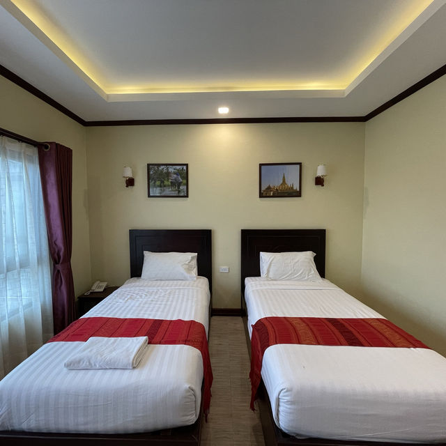 โรงแรมพีเอ็ม วังเวียง, ลาว