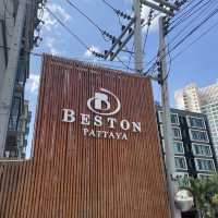Review โรงแรมเบสตัน พัทยา - โรงแรมดีราคาหลักร้อย