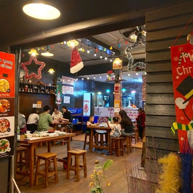 แซบจนจำ...ยำละยี่ ถนนวัวลาย