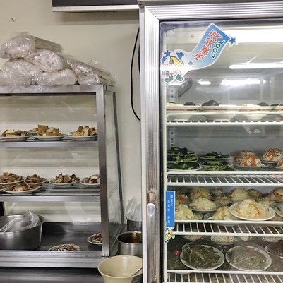 富宏牛肉麵-24小時平價牛肉麵店