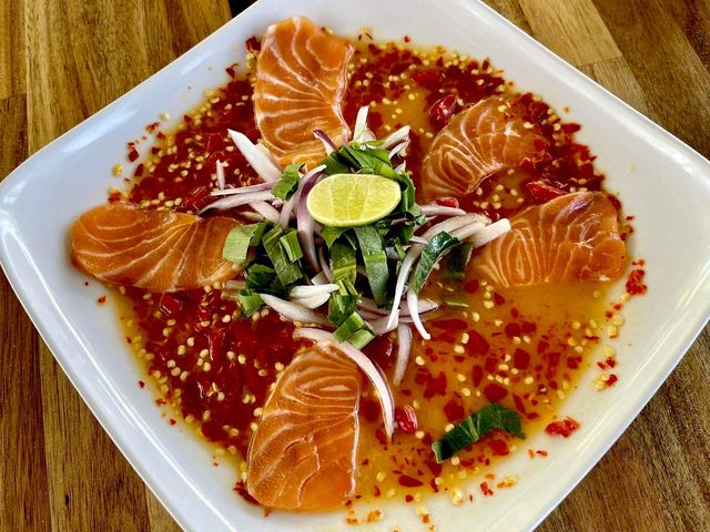 เปรี้ยวปาก อยากชิม : ร้านยำวิวธรรมชาติสุดเลิศ