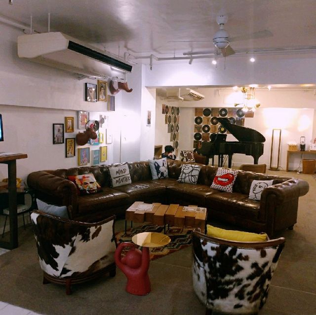 鄰近蘭桂坊的特色平價酒店「迷你中環」