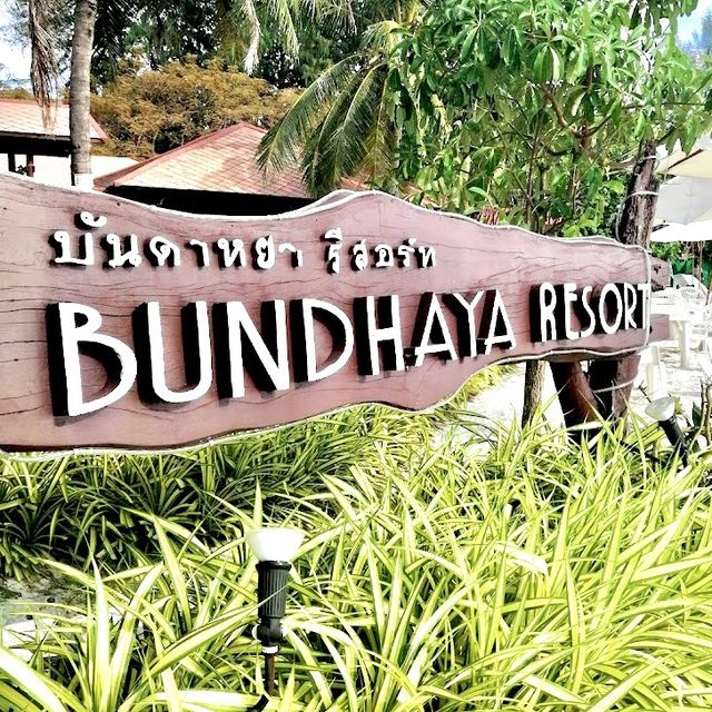 บันดาหยา รีสอร์ท ชายหาดสวย ที่พักดี บนเกาะหลีเป๊ะ