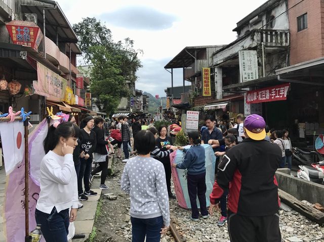 【台湾】海外ローカル旅！十份老街をご紹介