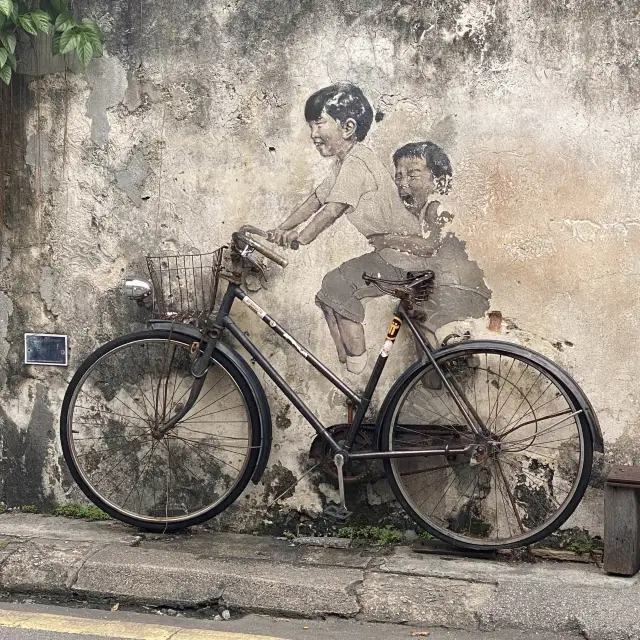 Surreal street art immersion 🇲🇾