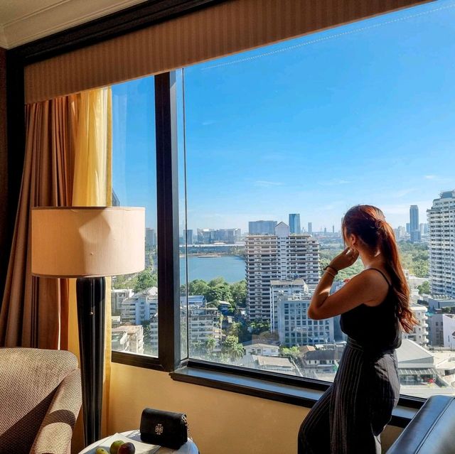 มาพักผ่อนกันที่ Sheraton Grande Sukhumvit