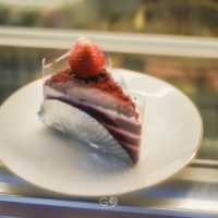 Hippo Cafe & Restaurant 