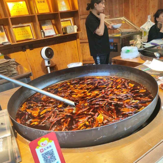 Chengdu Must see Pedestrian treet 👀🥤🎎