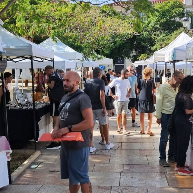 Fifteenth century town market