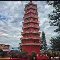 Ten Thousand Buddhas Monastery 