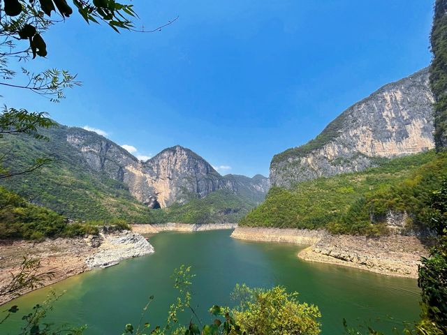 Hubei Enshi Daqing River Scenic Area | Known as the "Mother River" of the Tujia people.