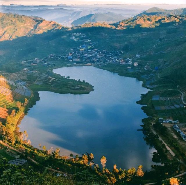 MOUNT PRAU : DIENG PLATEAU