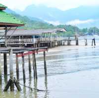 สลักเพชรซีฟู้ดแอนด์รีสอร์ท