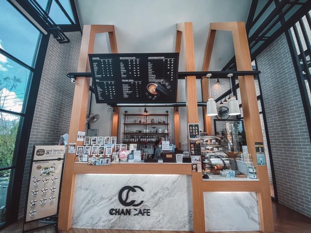 คาเฟ่ในปั๊ม สะดวกมากเว่อร์ 🤩