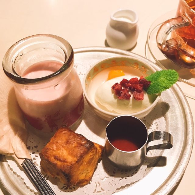 ゲストハウスのあなごのねどこと併設してるカフェ！