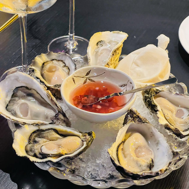 🦪🦪🦪 @Raw Bar No.8
