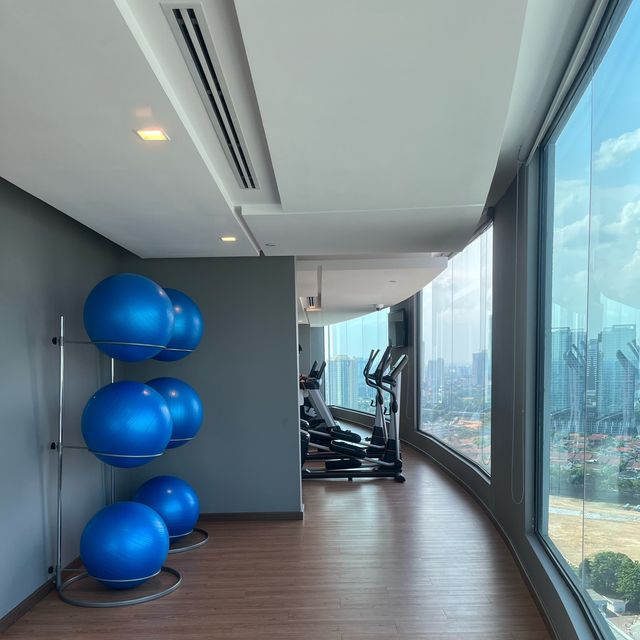 JB hotel stay at Holiday Inn Johor Bahru City