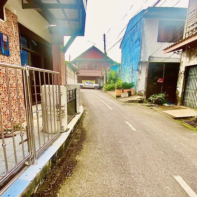 ขี่มอเตอร์ไซค์ถ่ายรูป|ชุมชนคลองบางพระ|ตราด