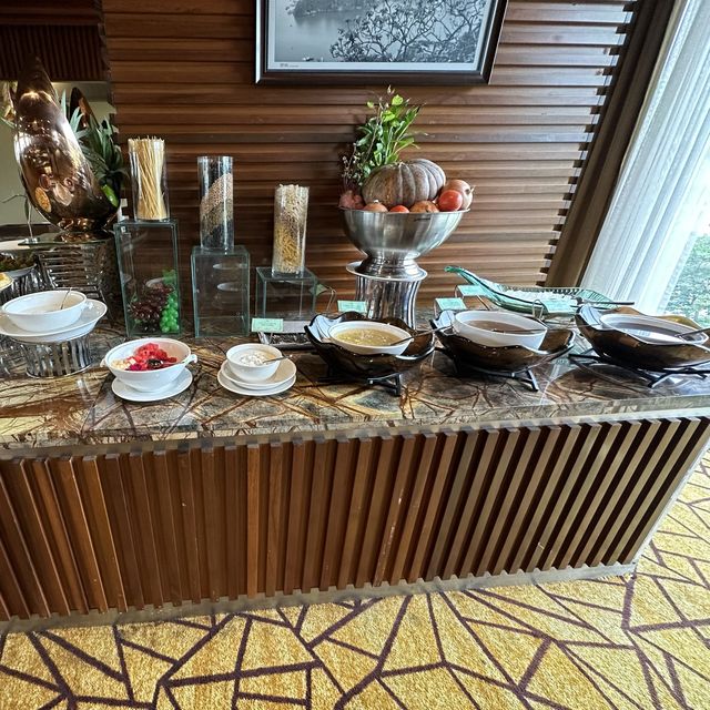 下龍灣CP值高的酒店-下龍中央奢華酒店Central Luxury Ha Long Hotel 下龍灣CP值高的酒店-下龍中央奢華酒店Central Luxury Ha Long Hotel