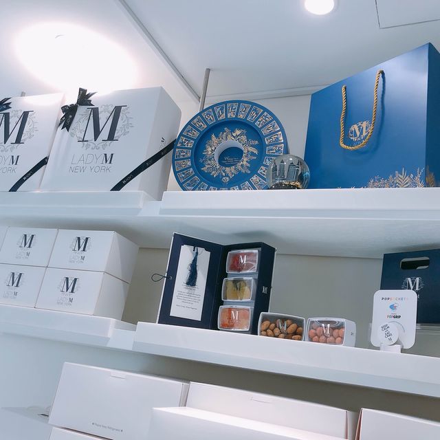 網美下午茶🍰🎂 LADY M Regent Taipei Store Lady M 台北晶華酒店