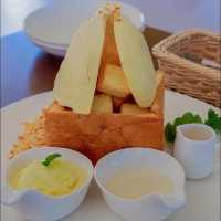 Durinism Cafe Si Racha ทุเรียนคาเฟ่ ทุเรียนสด