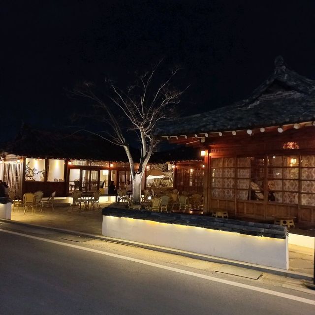 <나홀로 경주여행> 둘러보기 좋은 '황리단길'