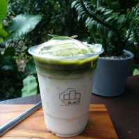 มาทะเลแล้วคิดถึง"เขา" ต้องที่นี่ Black House Cafe