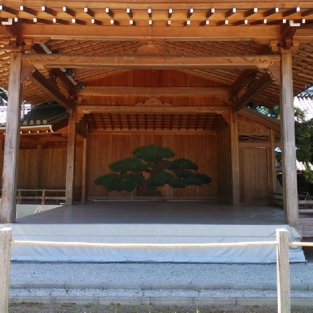 兵庫県のブライダル都市にある厳かな高砂神社