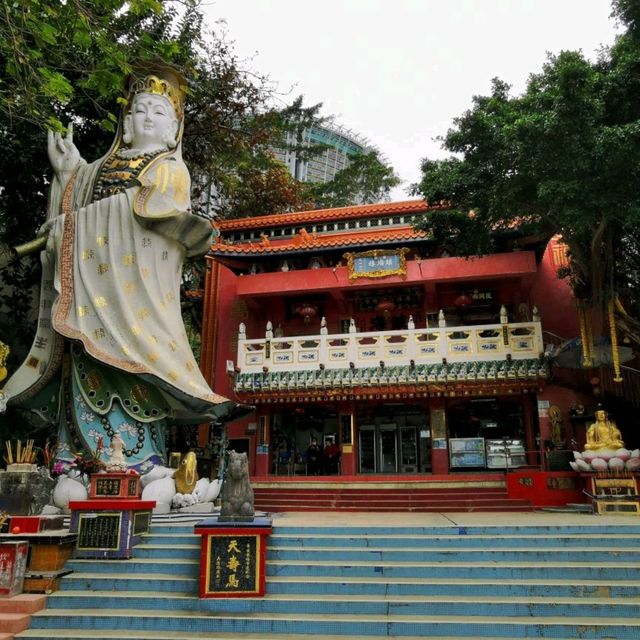 Repulse Bay Tells You Why Hong Kong is a Fragrant Harbour