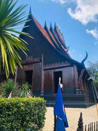 BLUE TEMPLE and BLACK HOUSE