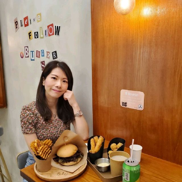 【觀塘工廈特色漢堡餐廳🍔】
