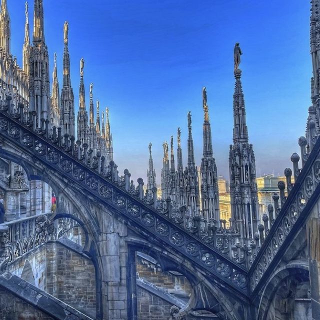米蘭大教堂⛪️意大利🇮🇹遊客必到影相📸️打卡之地