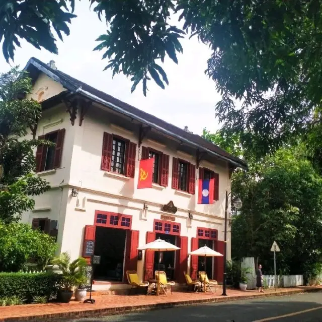 Hangout at 3Naga restaurant