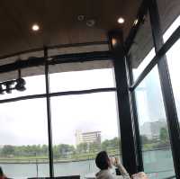 ☕️ 坐在最美的星巴克看富岩運河歷史 — 富岩運河環水公園