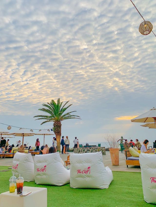 제주에서 가장 힙한 오션뷰 카페🌴🤍