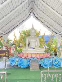ไหว้พระทำบุญ 🙏