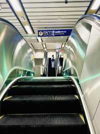 อิสระภาพ รถไฟฟ้า Mrt นักท่องเที่ยวแน่นมาก | กทม.