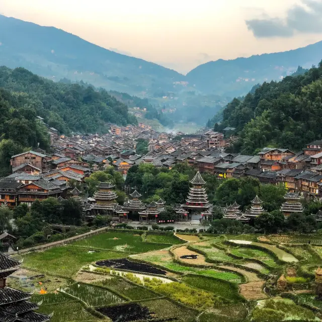 Experience Minority Cultures in Zhaoxing