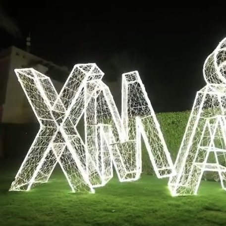 Lampu Natal WoW di Nabq